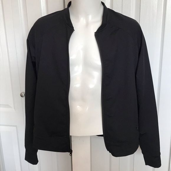 RYU zip up jacket - Picture 8 of 9